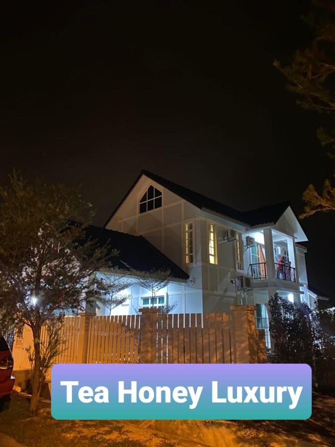 Вілла Tea Honey Luxury Malacca Екстер'єр фото