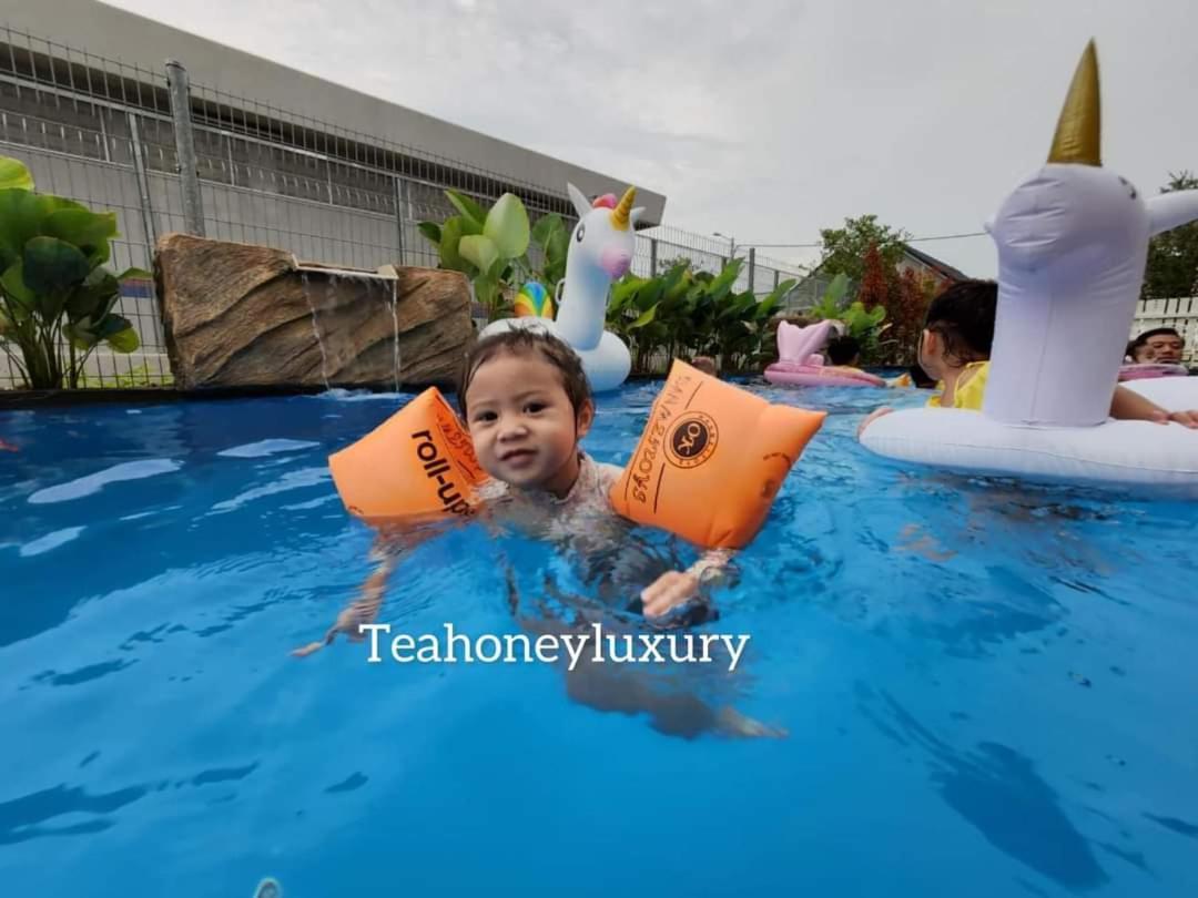 Вілла Tea Honey Luxury Malacca Екстер'єр фото